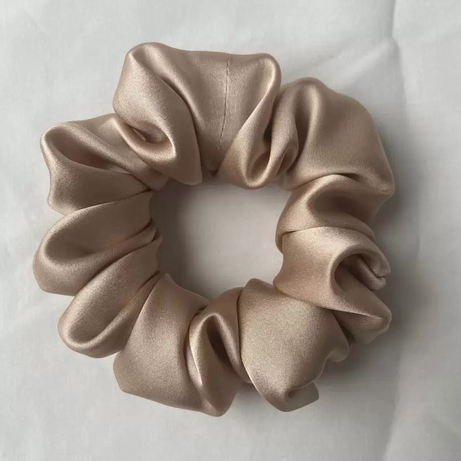 Set of 2 Silk Scrunchies